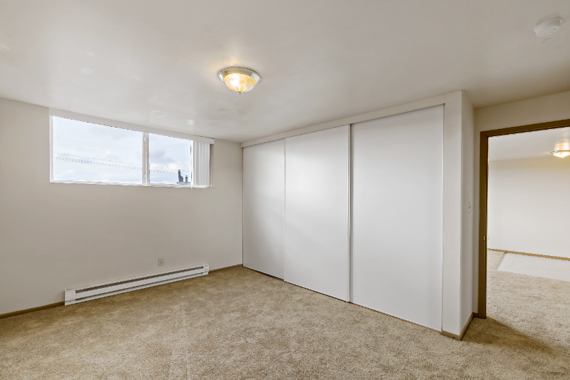 5625 15th Ave Ne #107 - Photo 6 of 12