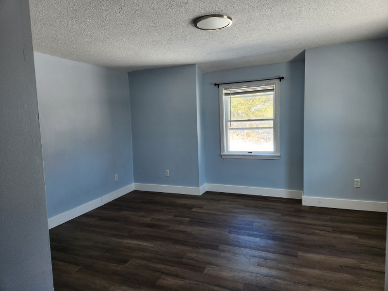 17 Shepherd Rd #B - Photo 3 of 8