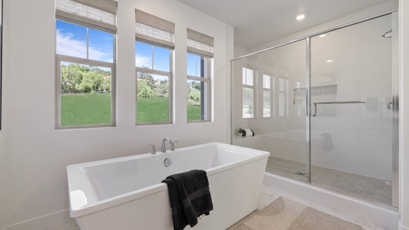 679 Edward Scholle Dr - Photo 5 of 10