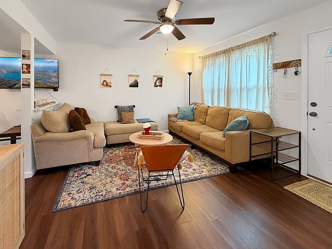 902 Creekside Dr #2B - Photo 3 of 26