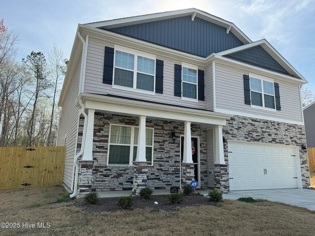 298 Robert Pl