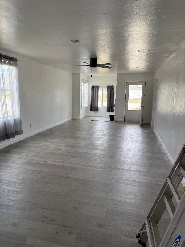 501 Buck St - Photo 5 of 10