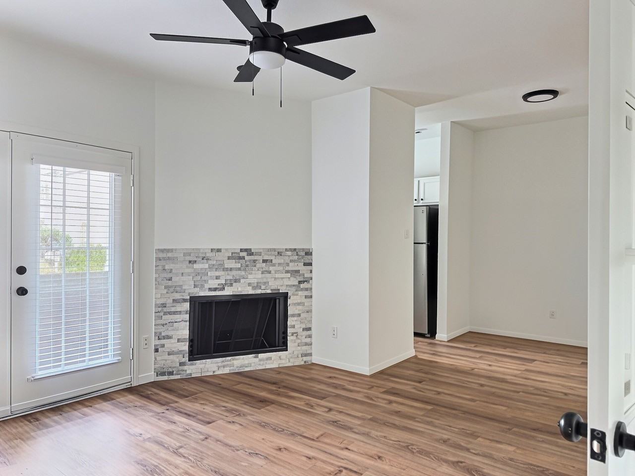 2323 Fairwind Rd #105 - Photo 4 of 20