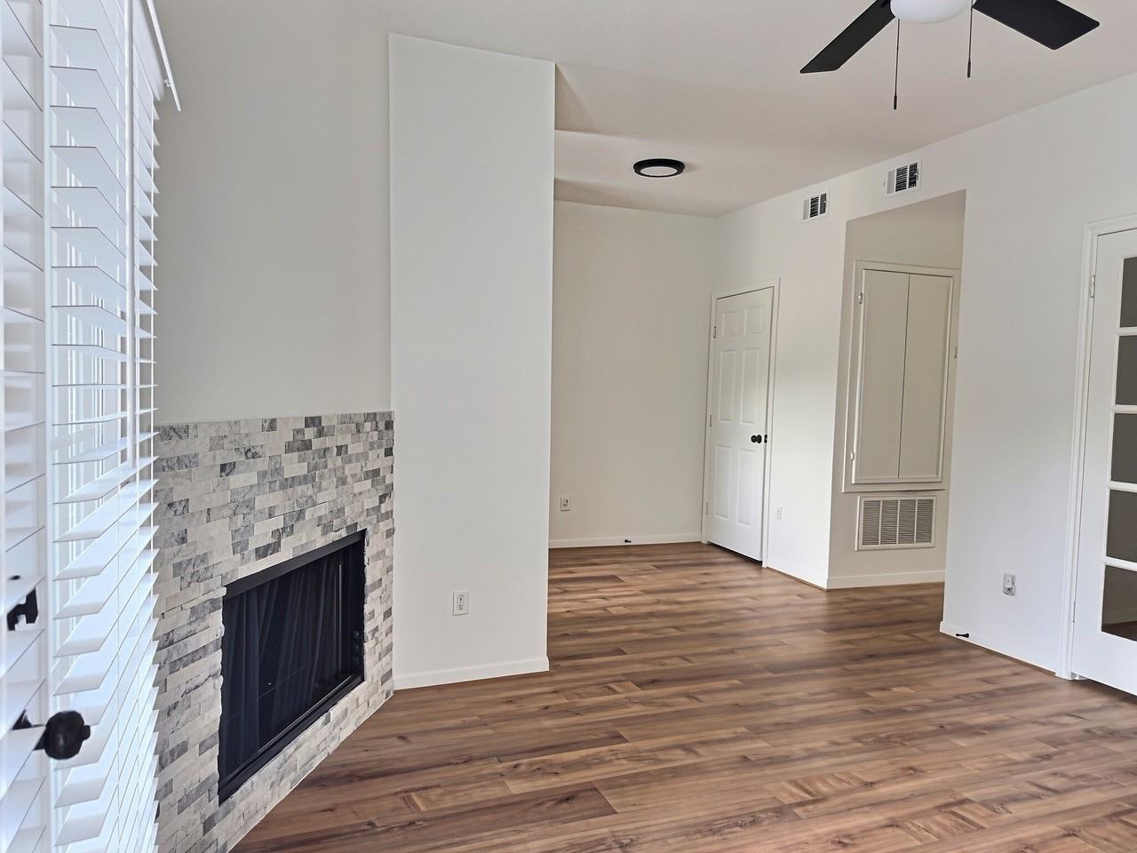 2323 Fairwind Rd #105 - Photo 6 of 20