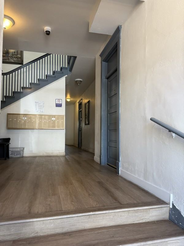 1114 Poinsettia Dr - Photo 6 of 11