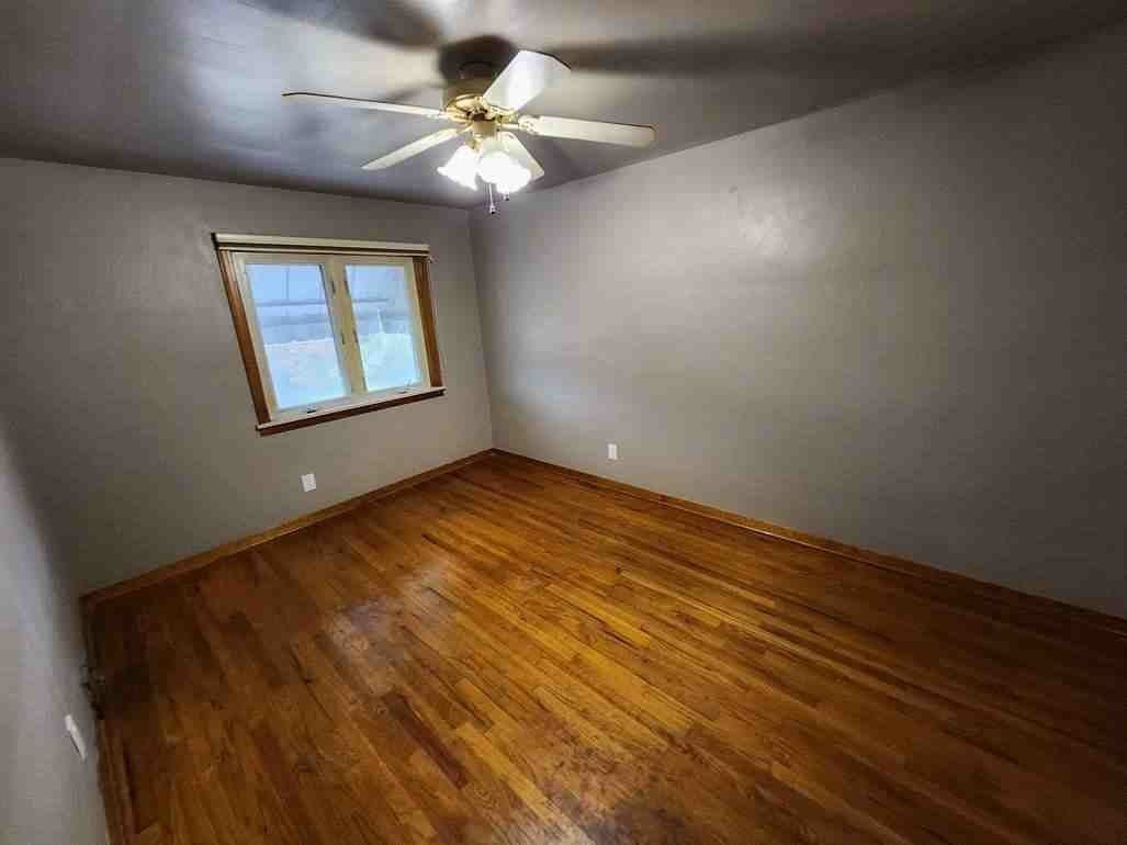 1358 5th Ave - Photo 4 of 12