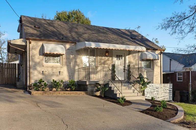 1607 Riverside Dr - Photo 7 of 14