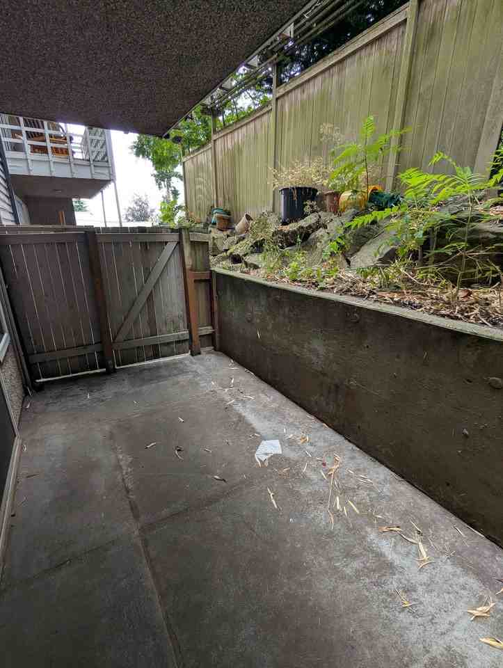 3401 Ne 65th St #A - Photo 7 of 12