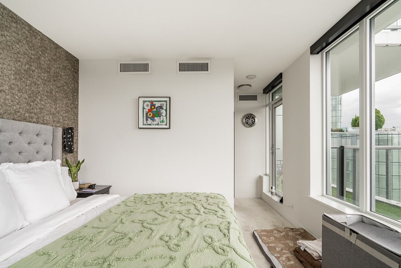 68 Smithe Street - Photo 17