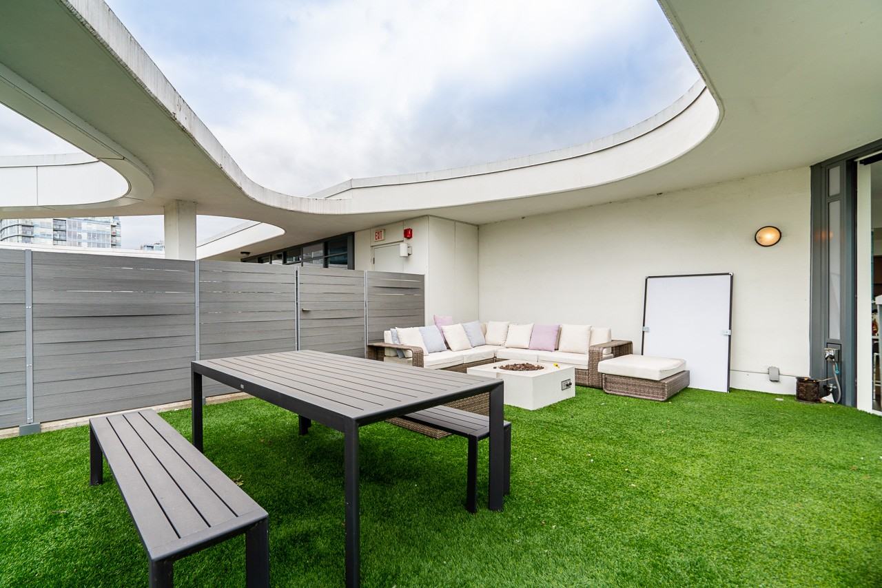 68 Smithe Street - Photo 28