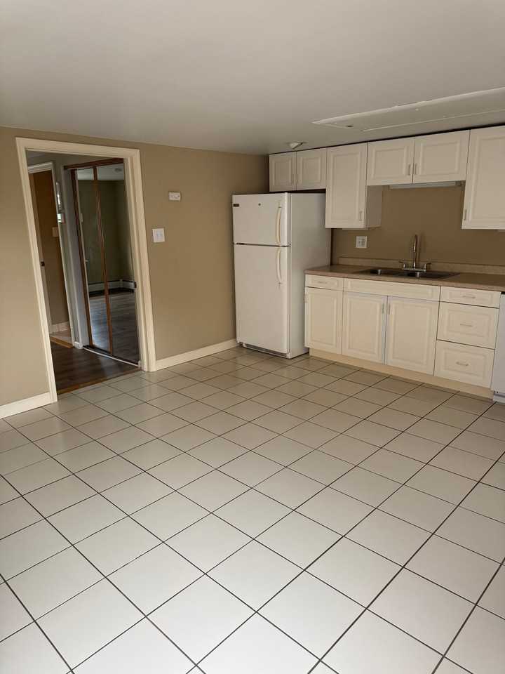 56 W Main St - Photo 4 of 16