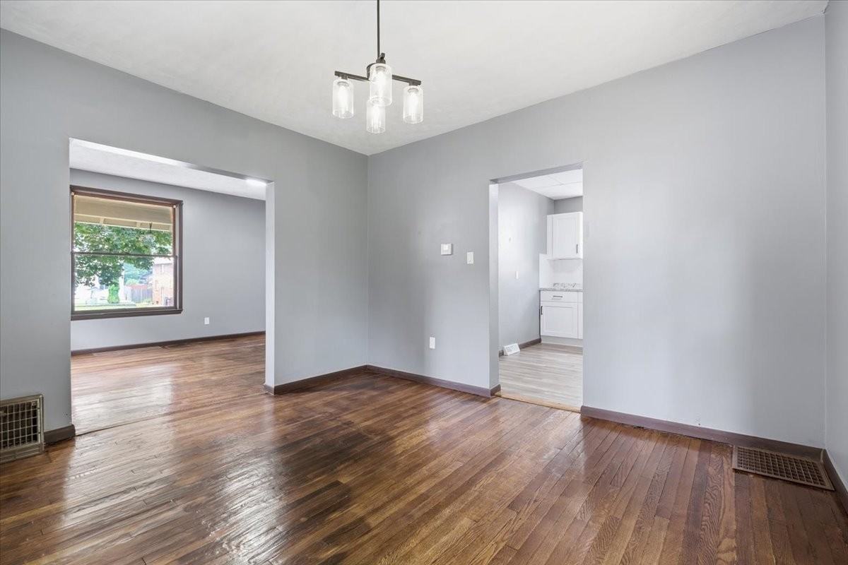 142 Western Ave - Photo 3 of 13