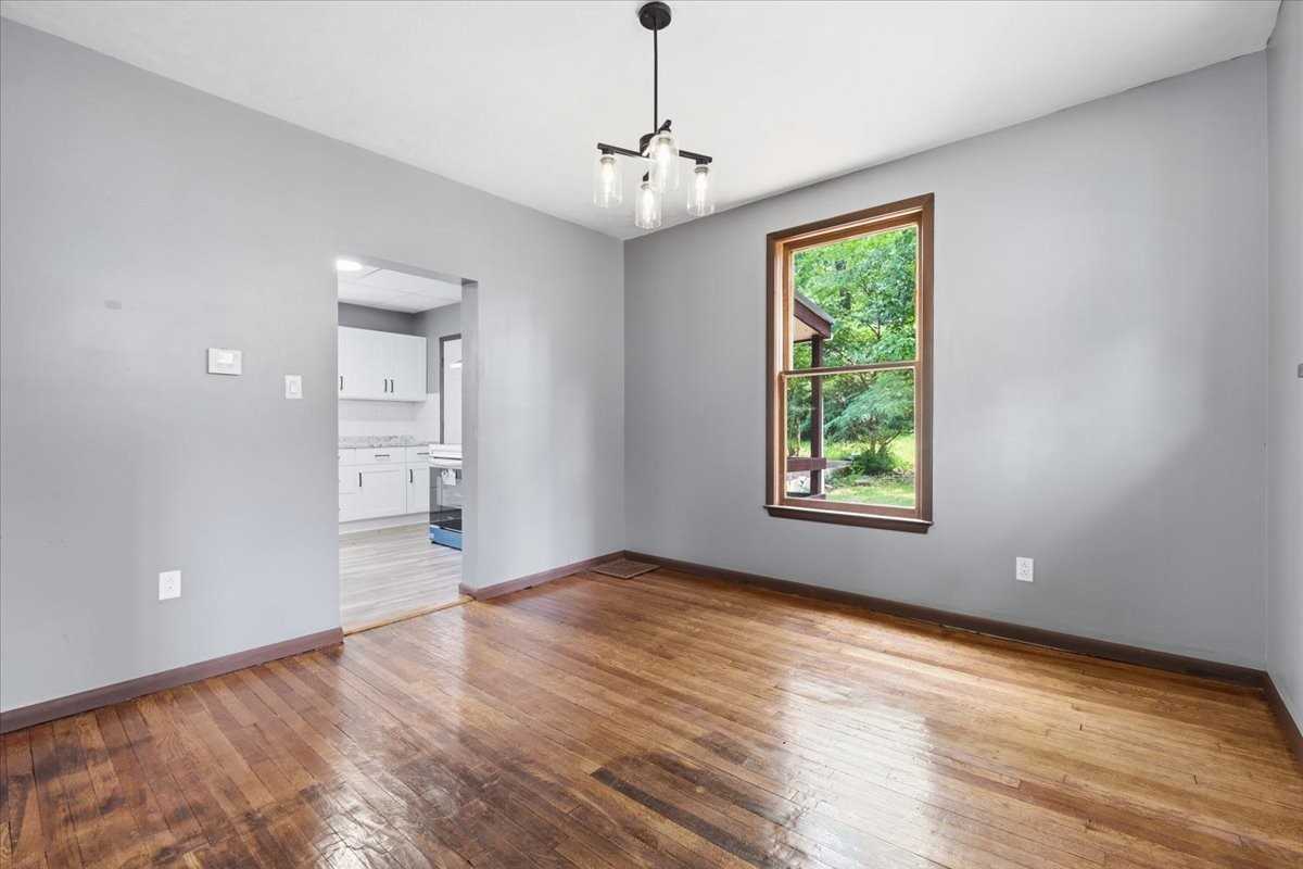 142 Western Ave - Photo 7 of 13