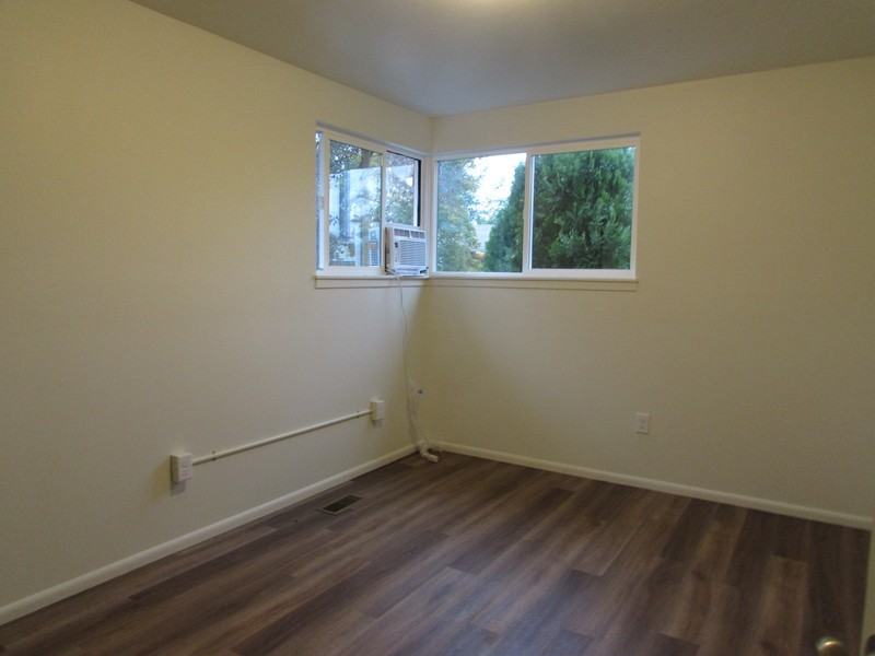278 N Quince St #1 - Photo 7 of 15