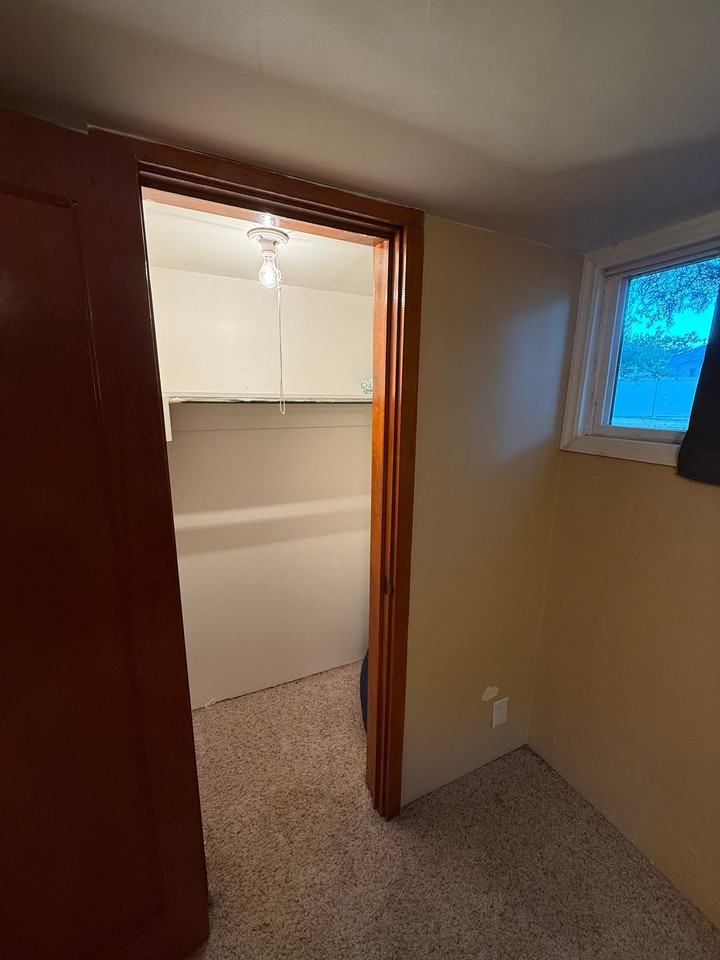 21 Riverside Dr - Photo 4 of 15