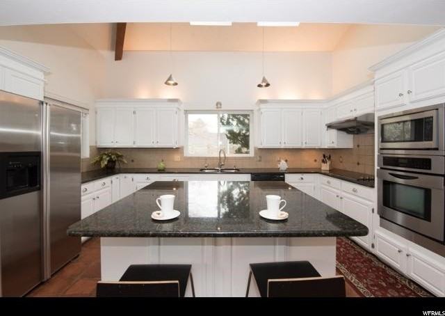 1407 S Chancellor Way - Photo 2 of 49