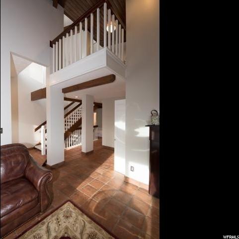 1407 S Chancellor Way - Photo 4 of 49