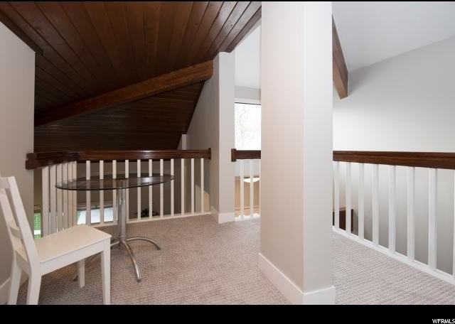 1407 S Chancellor Way - Photo 5 of 49