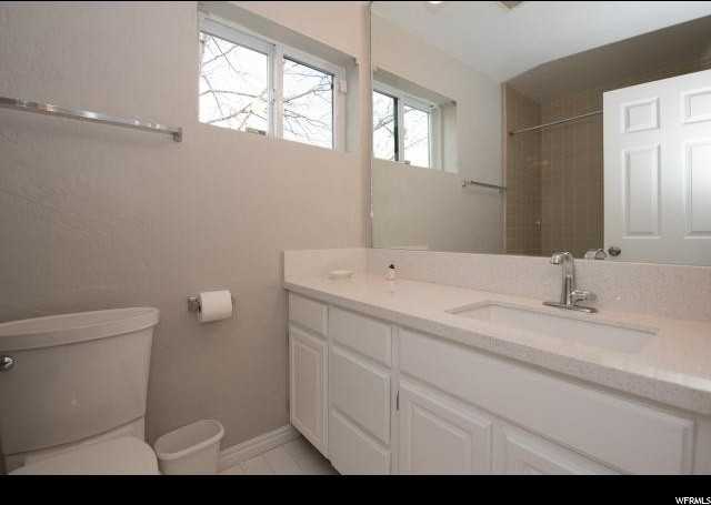 1407 S Chancellor Way - Photo 7 of 49