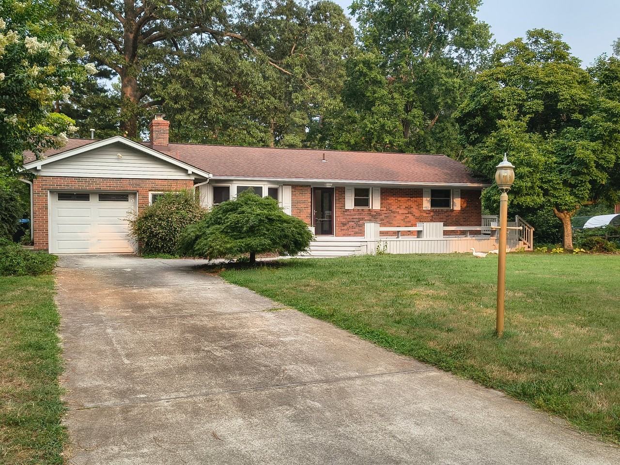 2409 Millwood Rd - Photo 2 of 6
