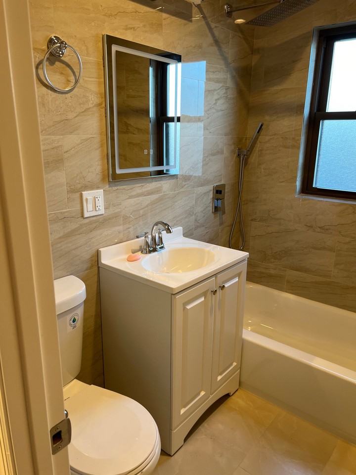 99 Ascan Ave #1F - Photo 7 of 14