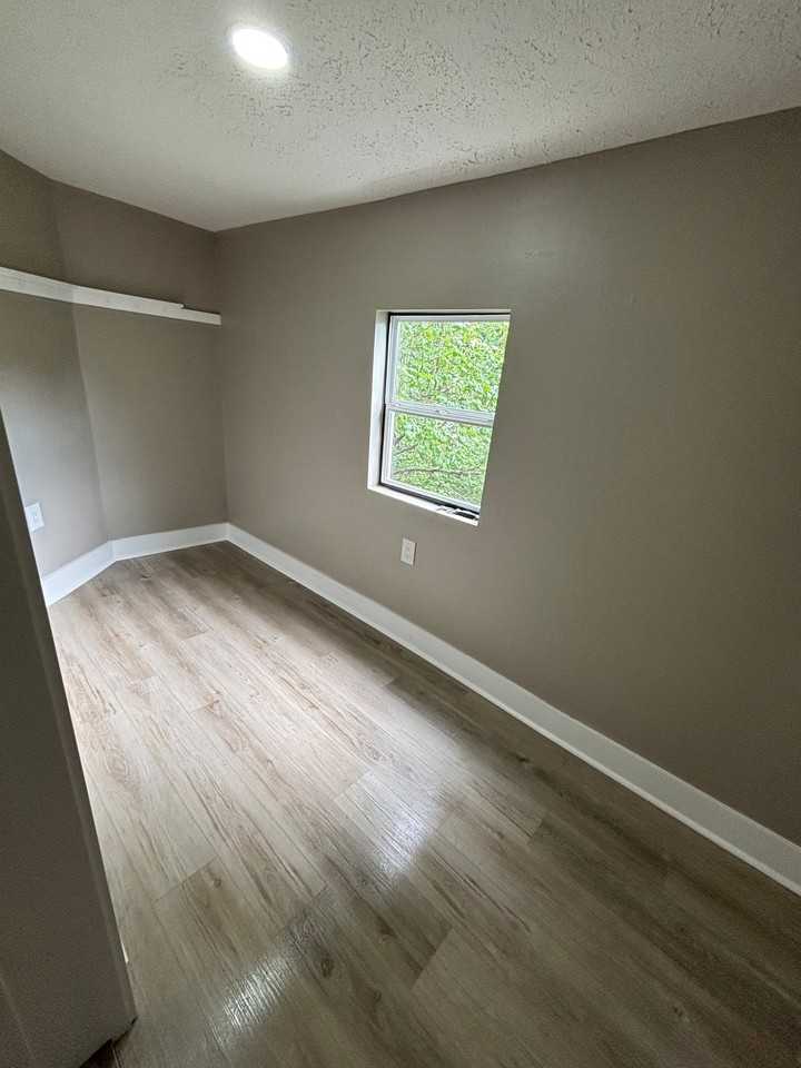 501 N Dequincy St - Photo 6 of 19