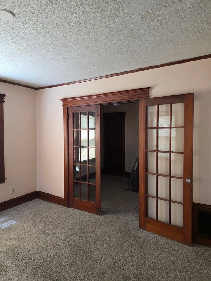 167 W Center St #2ndFL - Photo 6 of 18