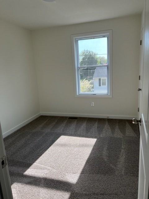 105 N Union St - Photo 5 of 8