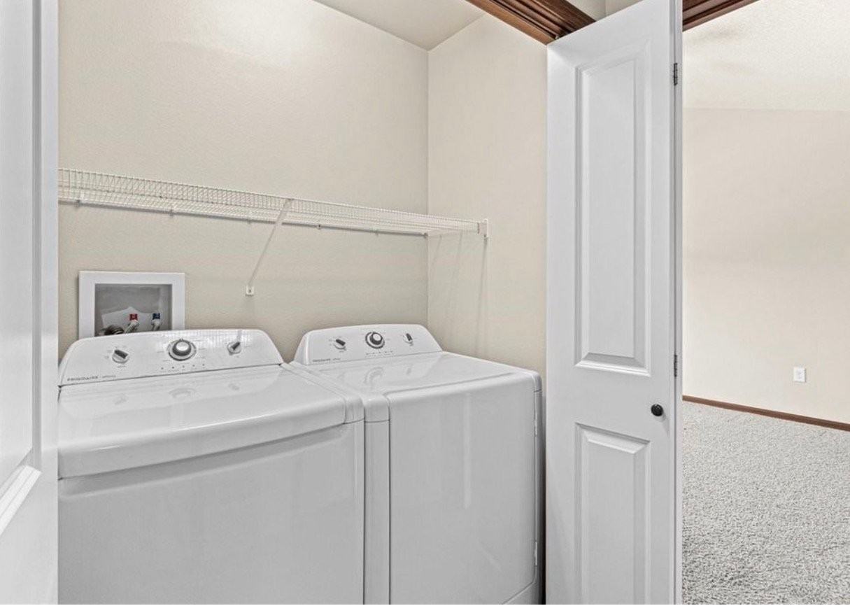 1659 Burr Dr - Photo 7 of 14
