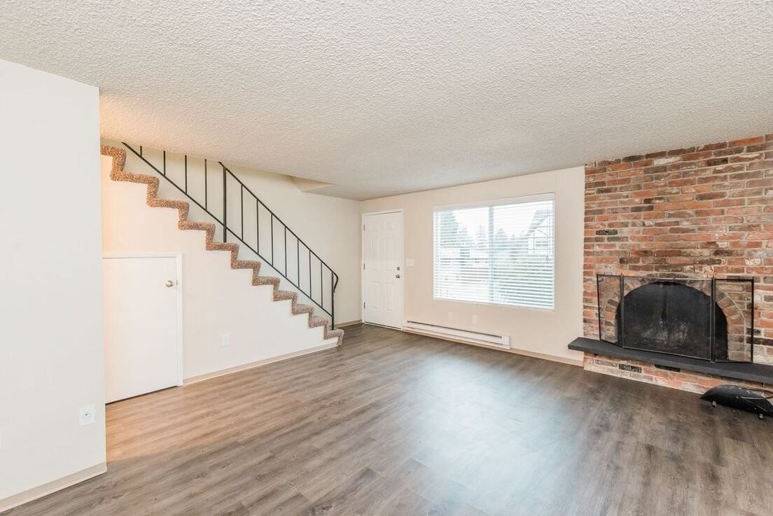 2707 Mountain View Ave W #2 - Photo 6 of 19