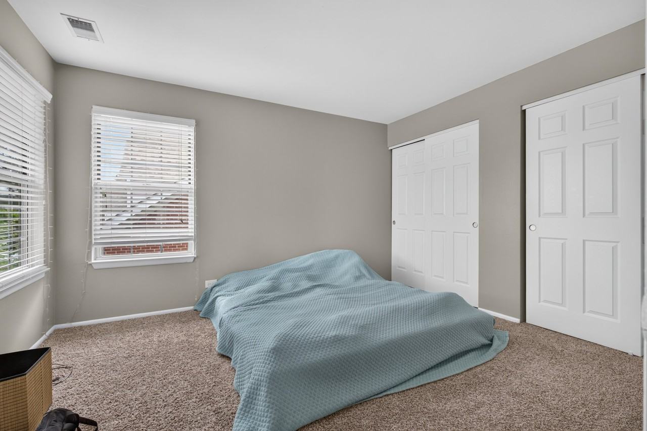 35 Orrington Ct - Photo 2 of 15