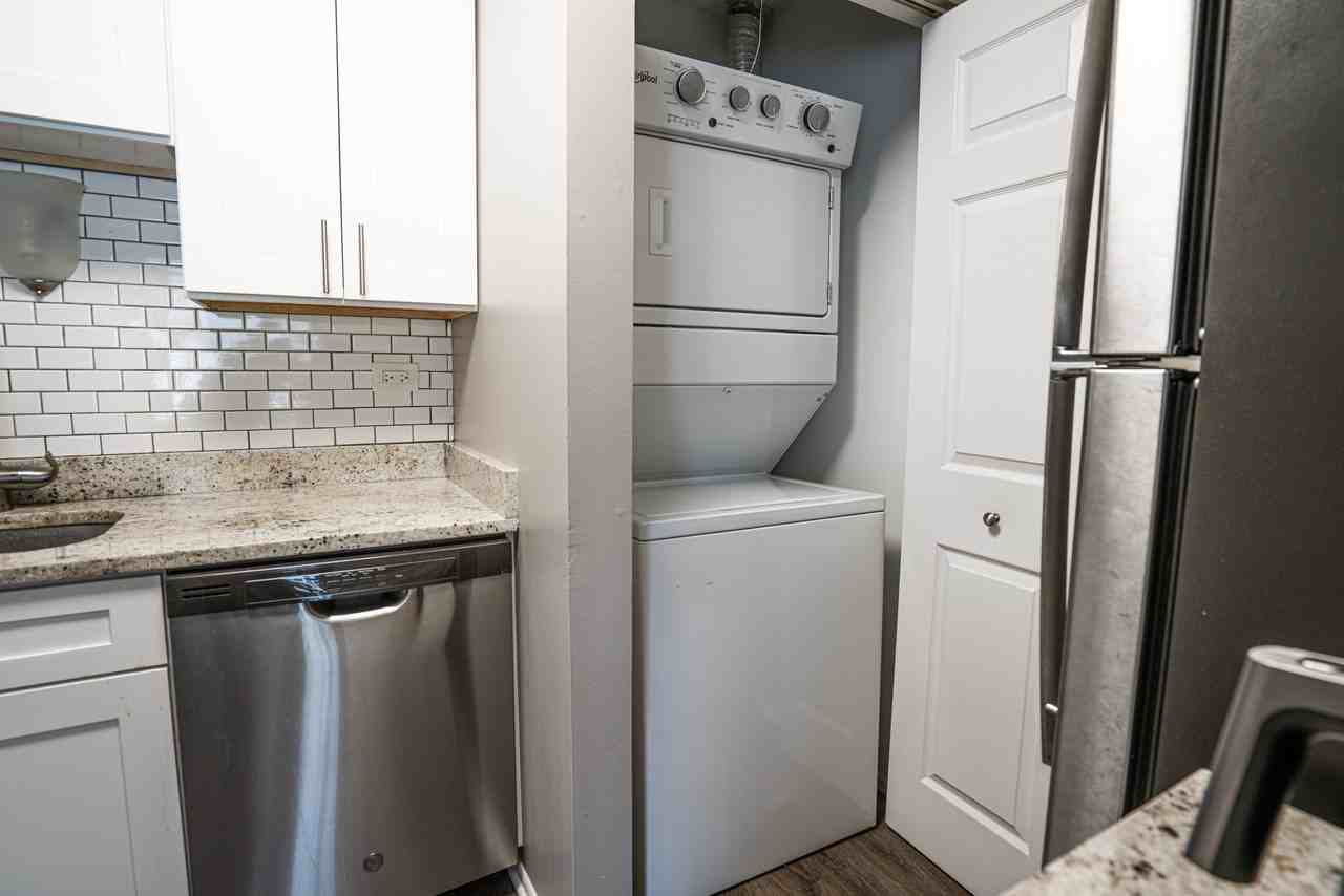 35 Orrington Ct - Photo 4 of 15