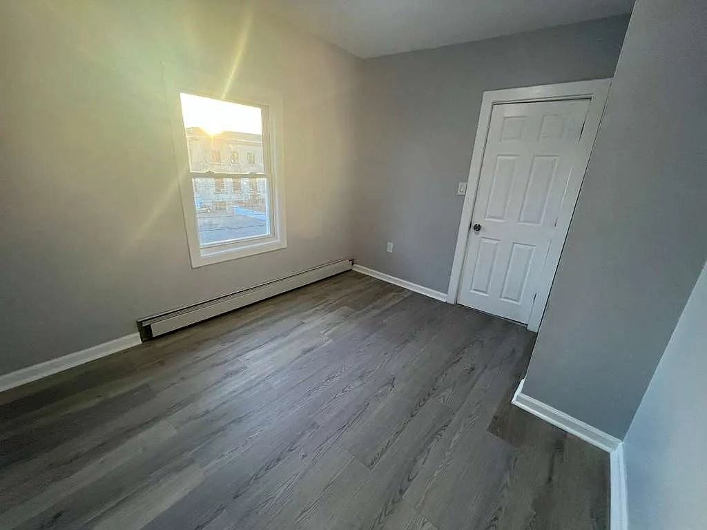 297 Van Houten St #3R - Photo 3 of 7