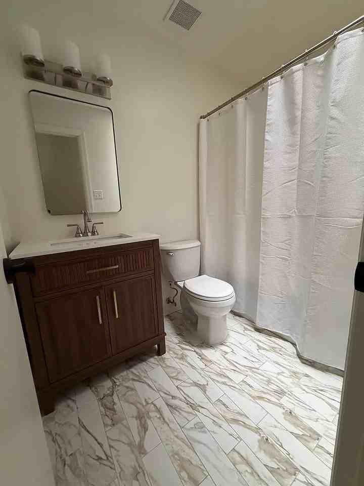112 Talbot Rd - Photo 7 of 16