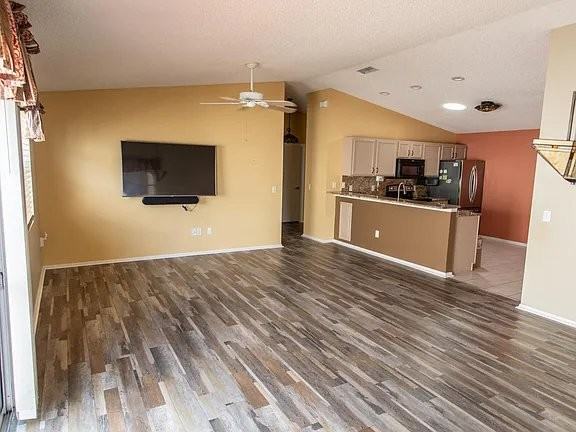 2810 Barboza Dr - Photo 5 of 7