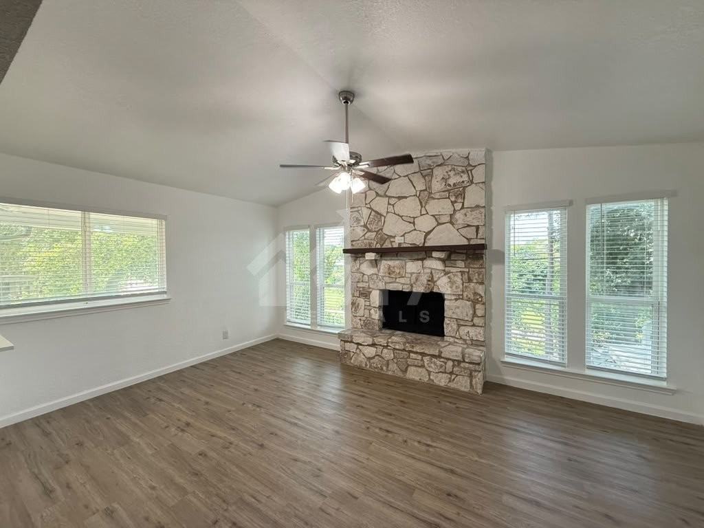 12400 Welcome Dr - Photo 4 of 20