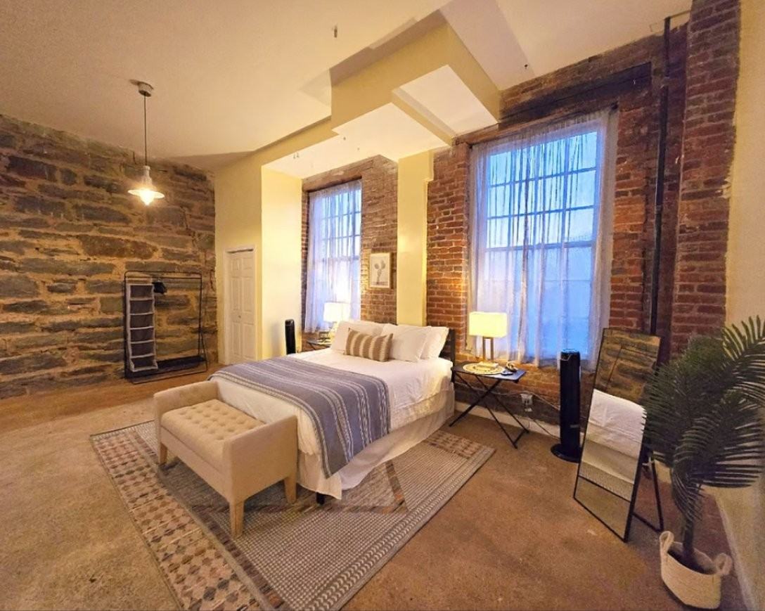 1009 Jefferson St #B1 - Photo 7 of 20
