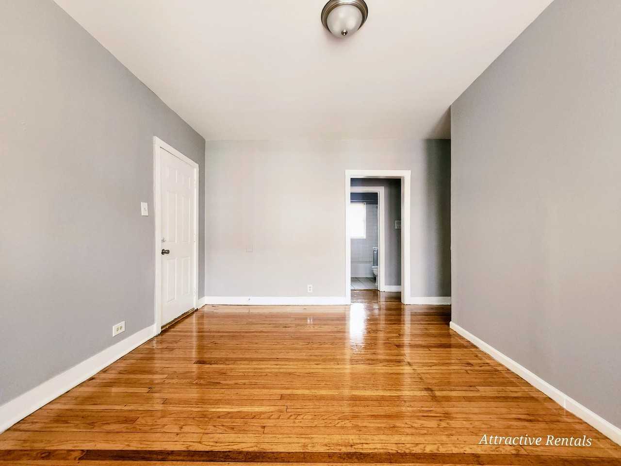 1617 W 78th St #2 - Photo 2 of 12