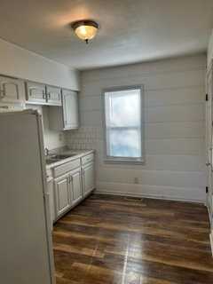 41 S Whitney St #1 - Photo 3 of 8