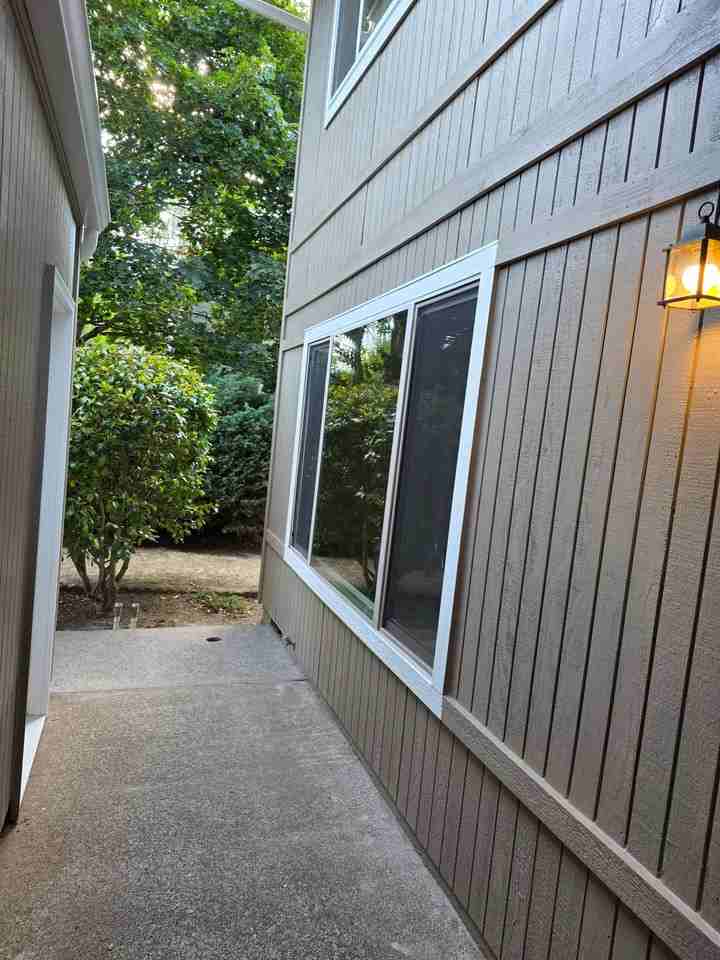 1373 Fabry Rd Se - Photo 4 of 30