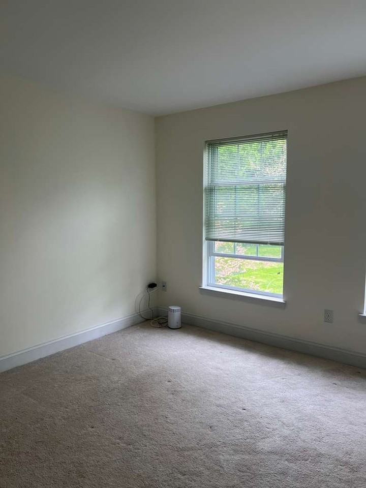15 Bobrick Rd - Photo 6 of 18