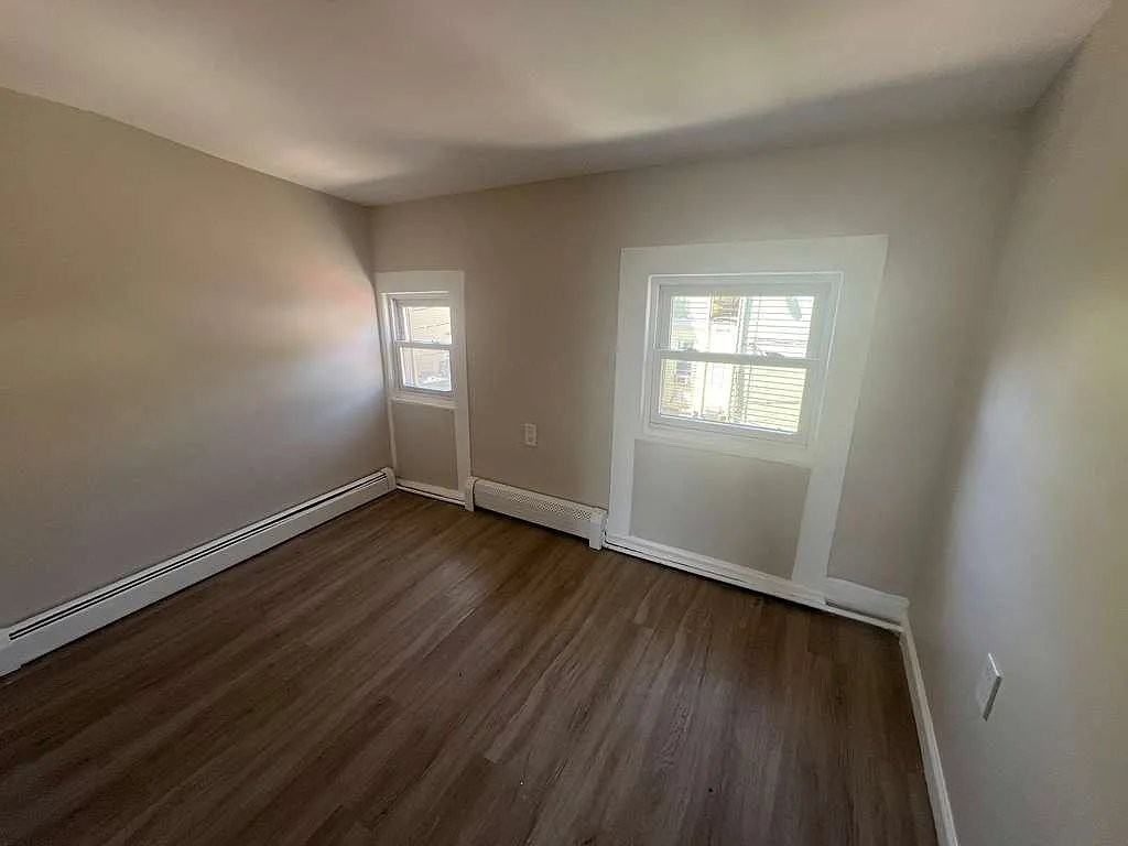 601 Main St #2RL - Photo 6 of 7