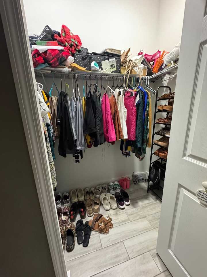 1013 N Platte Way - Photo 2 of 7