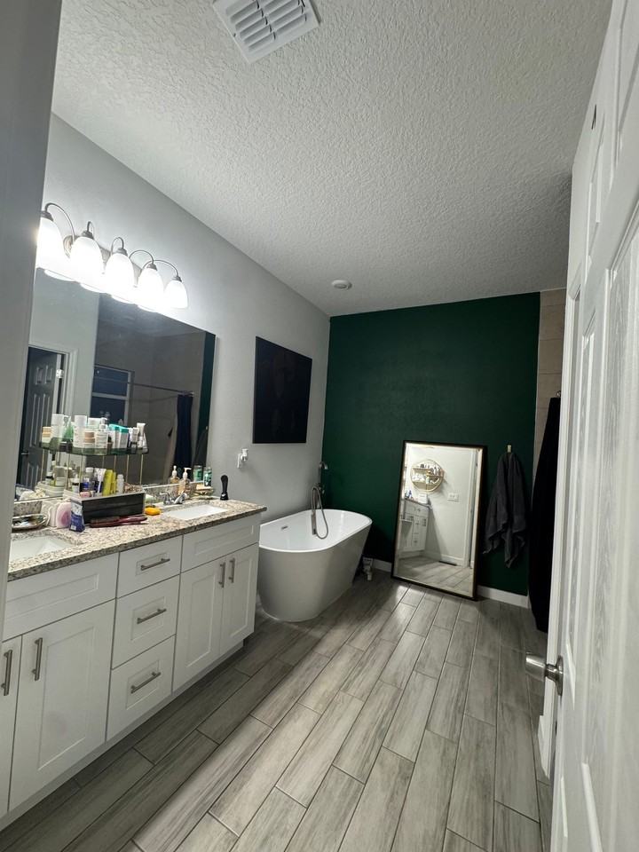 1013 N Platte Way - Photo 3 of 7