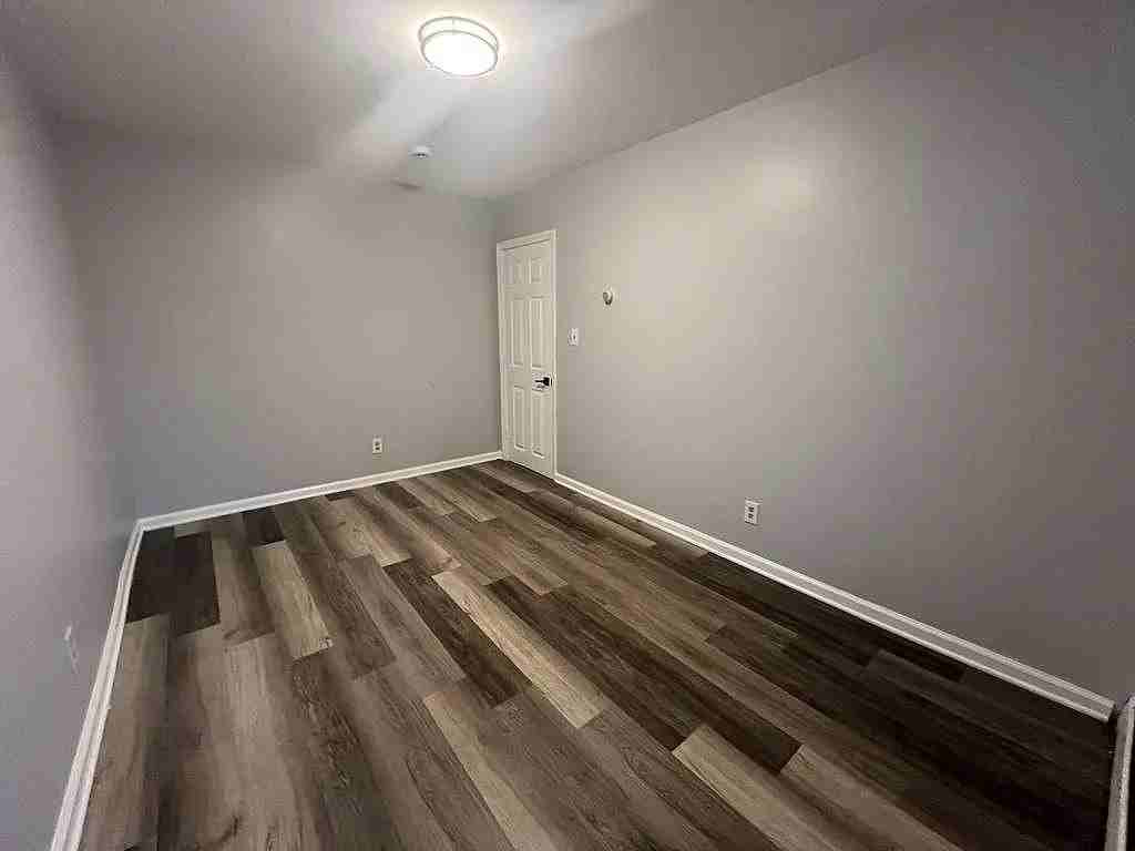 263 Rosa Parks Blvd #4 - Photo 4 of 9