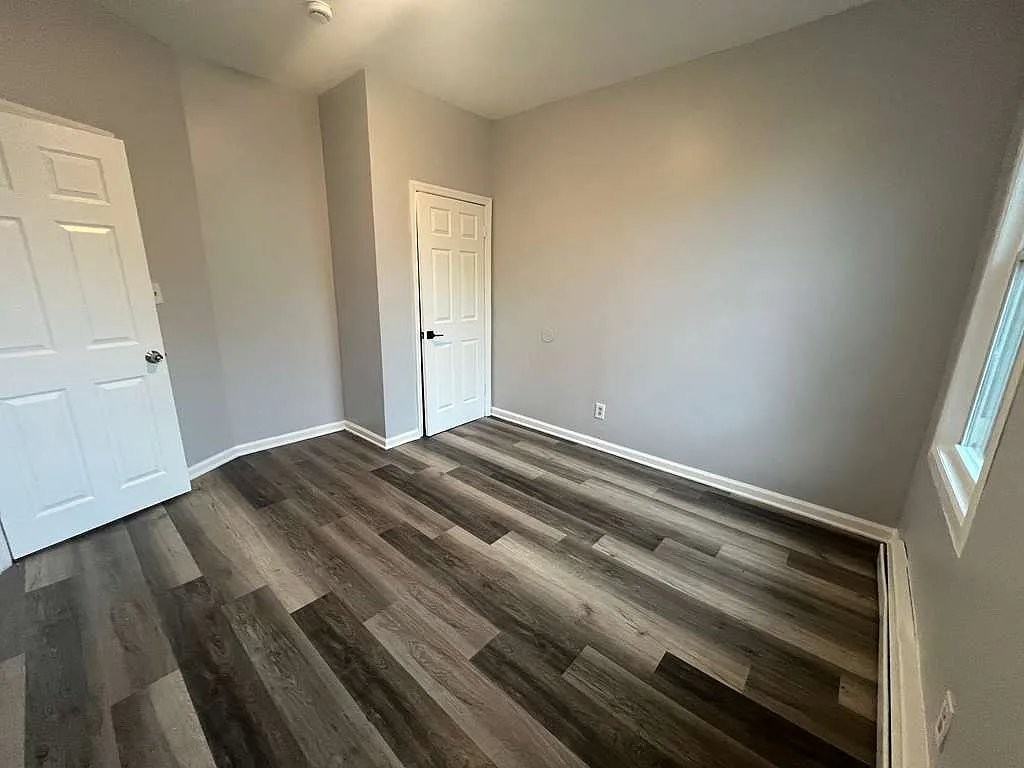 263 Rosa Parks Blvd #4 - Photo 5 of 9