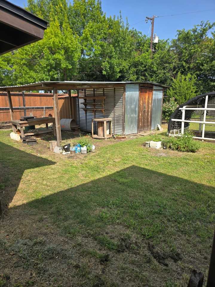 106 Knollwood Dr - Photo 6 of 7