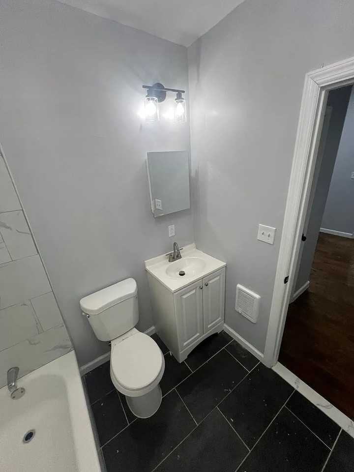 276 Broadway #1-2 - Photo 6 of 6