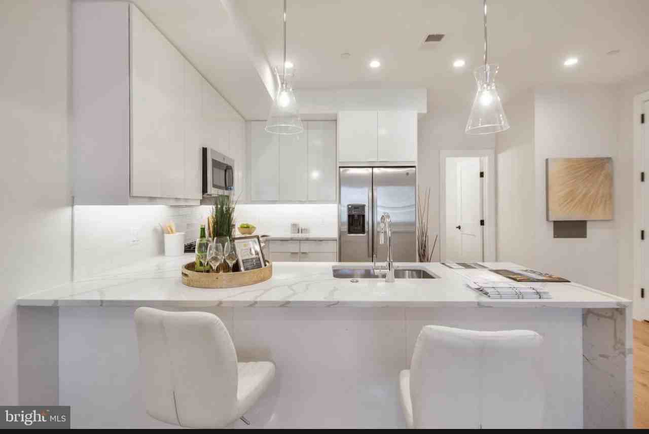 1722 W Virginia Ave Ne #3A - Photo 7 of 20
