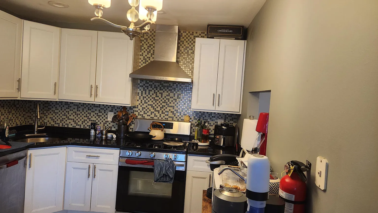 32 Rickard Ct #1